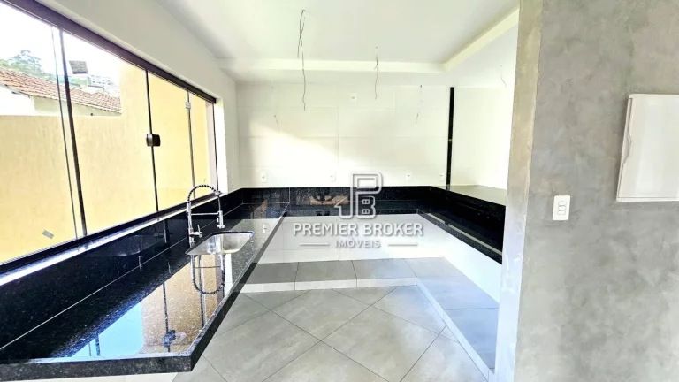 Imagem Casa à venda, 116 m² por R$ 690.900,00 - Nossa Senhora de Fátima - Teresópolis/RJ