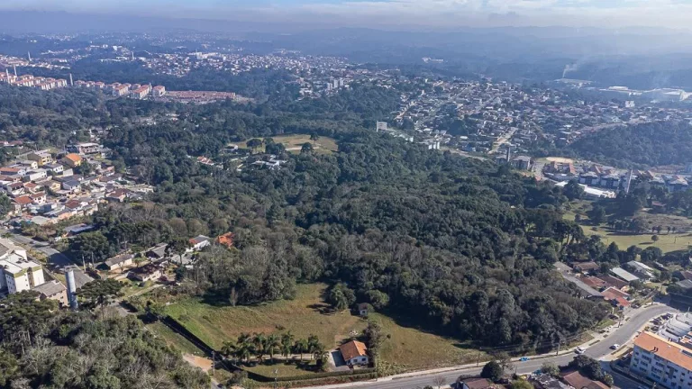 Imagem Terreno Santa Candida com 6161m²