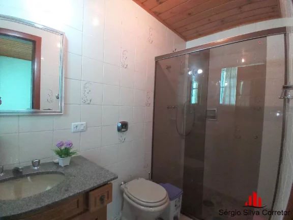 Imagem Casa Com 06 Dormitórios a Venda, Por R$ 850.000,00 na Região de Abernéssia.