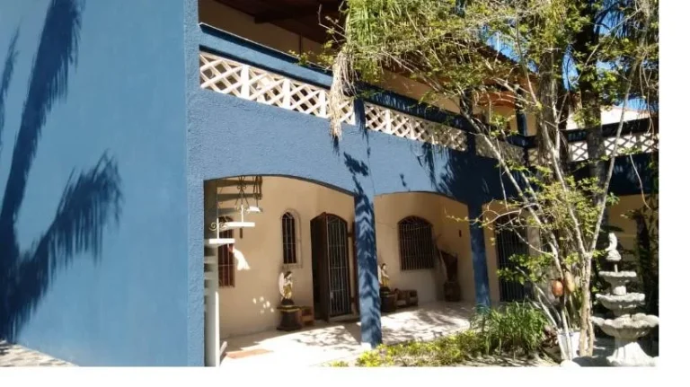 Imagem Casa para Venda em Itanhaém, Balneário Gaivota, 4 dormitórios, 2 suítes, 3 banheiros, 6 vagas