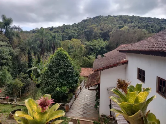 Casa de Campo para Venda em Mairiporã, Salsalito, 3 dormitórios, 1 suíte, 4 banheiros, 4 vagas