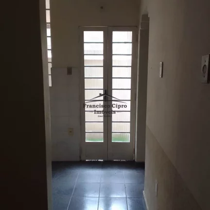 Imagem Casa à venda no bairro Centro - Guaratinguetá/SP