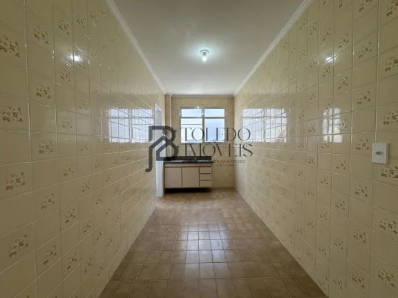 Imagem Apartamento 01 dormitório em prédio frente mar na Ocian, com VISTA MAR