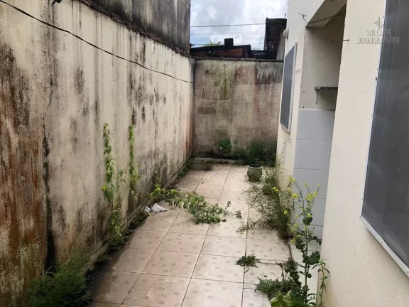 Imagem Casa de Condomínio à venda no Jardim Melvi, Praia Grande!