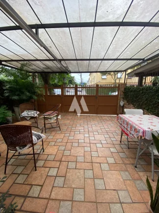 Imagem Casa Padrão- 5 dormitórios sendo 4 suítes - Aparecida / Santos