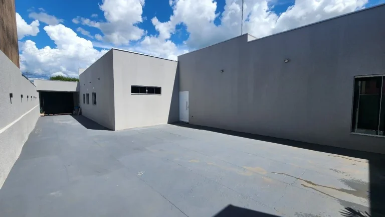 Imagem Imóvel Comercial com 10 Salas – Excelente Investimento