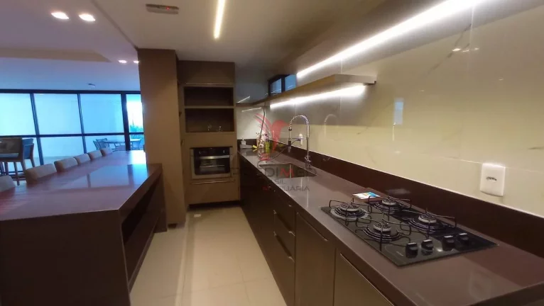 Imagem Vende-se apartamento na beira mar do Cabo Branco, varanda vista mar, 2 vagas de garagem