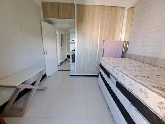 Imagem APARTAMENTO AMPLO REFORMADO COM 2 VAGAS DE GARAGEM LAZER NO PRÉDIO