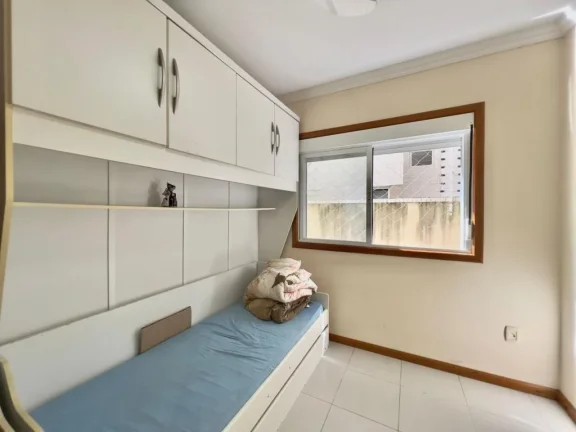 Imagem Apartamento 3Dormitórios dependência - Bairro Zona Nova