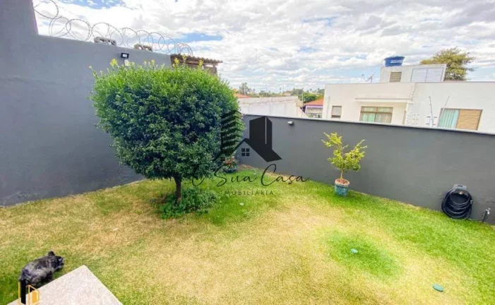 Imagem Casa de 4 Quartos, Bairro Trevo