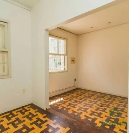 Imagem Casa para venda, Moinhos De Vento, Porto Alegre - CA2306