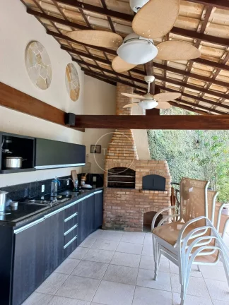 Imagem CASA de 5 DORMITÓRIOS em NITEROI - R$ 1.100.000