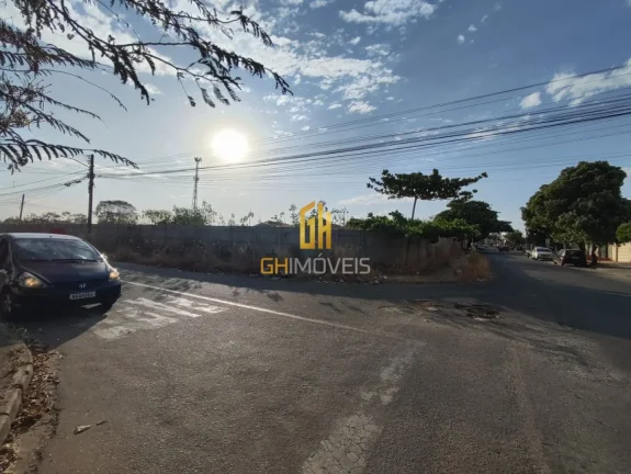 Imagem Área com 6 Lotes no Jardim Maria Inês, em Aparecida de Goiânia. - Área Total 2.255,00 Metros;Sen...