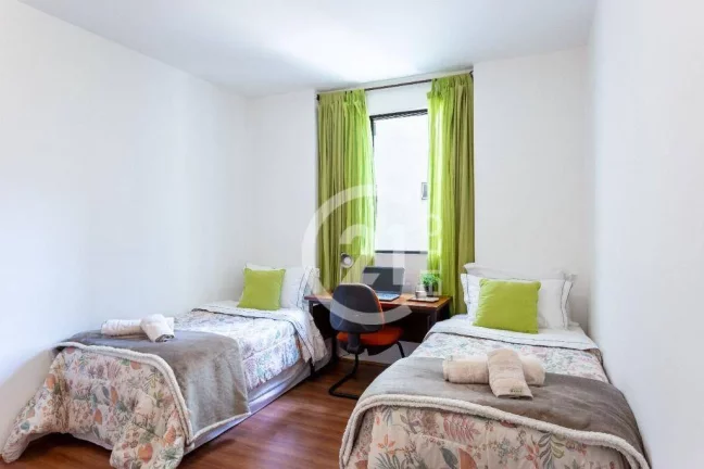 Imagem Apartamento com 2 dormitórios à venda, 67 m² por R$ 780.000 - Itaim