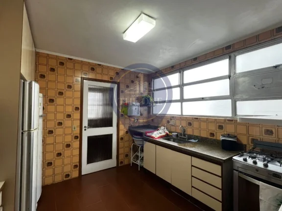 Imagem Apartamento de alto padrão no Jardim Paulista, São Paulo-SP: 3 quartos, 1 suíte, 2 salas, 2 banheiros, 2 vagas de garagem, 176m². Venha conferir!