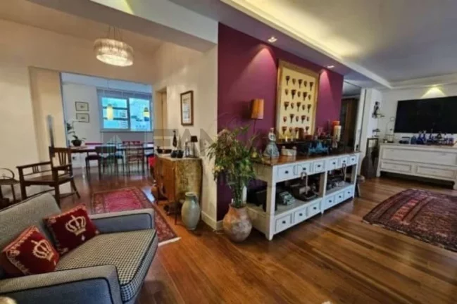Imagem Imperdível Apartamento de Luxo à Venda em Jardim Paulista, São Paulo-SP: 3 Quartos, 3 Suítes, 4 Salas, 4 Banheiros, 3 Vagas de Garagem, 282m²!