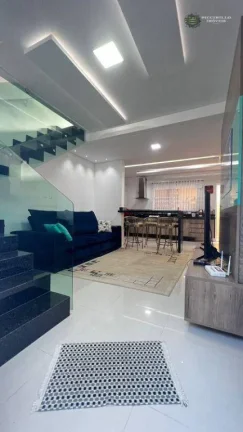 Imagem Sobrado à venda, 85 m² por R$ 468.000,00 - Caiçara - Praia Grande/SP