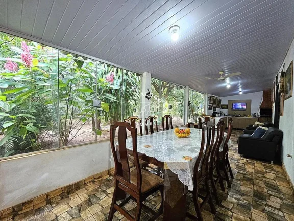 Imagem Sítio para Temporada no bairro Jardim Jóquei Clube - Ribeirão Preto, SP