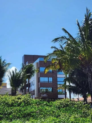 Imagem Apartamentos a beira mar com área de lazer na cobertura na praia Formosa em Cabedelo - AP0170