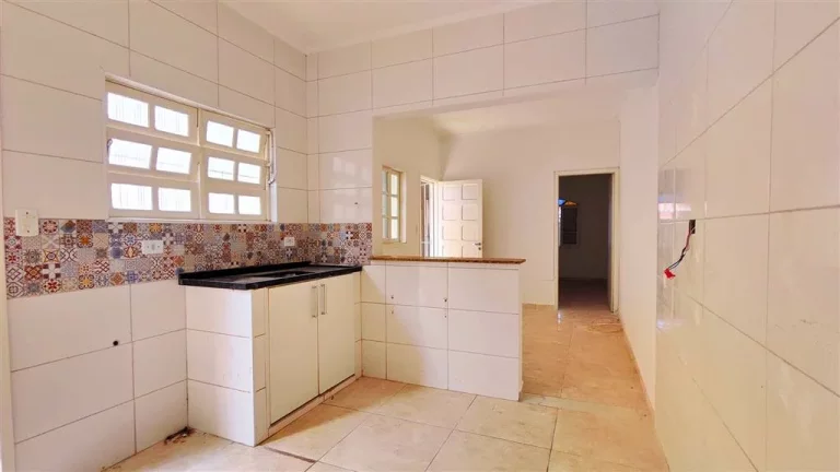 Imagem CASA COM 75 m² - MARACANÃ - PRAIA GRANDE SP