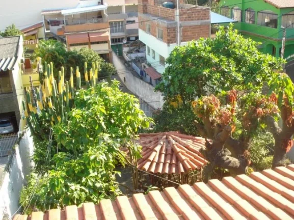 Imagem Casa com 3 dormitórios à venda, 133 m² por R$ 700.000,00 - Mutuá - São Gonçalo/RJ