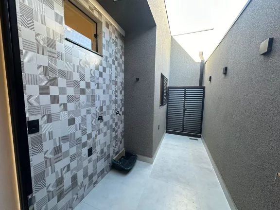 Imagem EXCELENTE CASA MODERNA Á VENDA NO PIRATININGA I EM FRANCA/SP