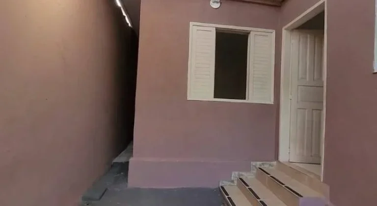 Imagem Casa para Alugar com 170m², 2 dormitórios, 1 sala e 2 vagas!!!