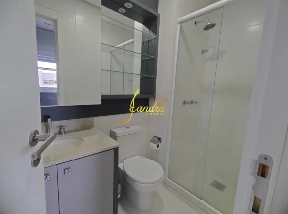 Imagem Apto em condomínio fechado com 03 suites mobiliado e decorado