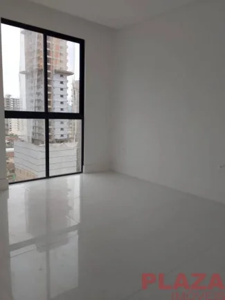 Imagem ️ Apartamento Alto Padrão – 3 Suítes | 2 Vagas | Vista Lateral para o Mar | 100m da Praia | Porto Belo