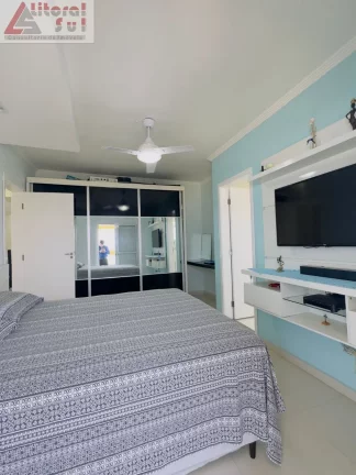Imagem Apartamento 03 suites, alto padrão, 02 vagas de garagem privativas 156 m2 de frente para o mar, área total 233 m2 e vista total para o mar,
