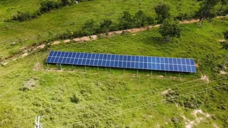 Imagem Oportunidade Única! Fazenda de Alto Potencial em Várzea da Palma - Conheça Agora!