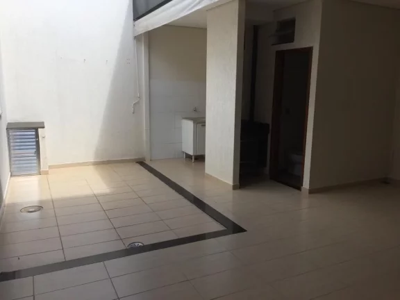 Imagem VENDE-SE CASA NO LEPORACE II OBS: ACEITA PERMUTA ATÉ 50 %