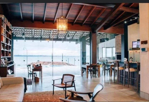 Imagem CASA RESIDENCIAL em VILA VELHA - ES, PRAIA DA COSTA