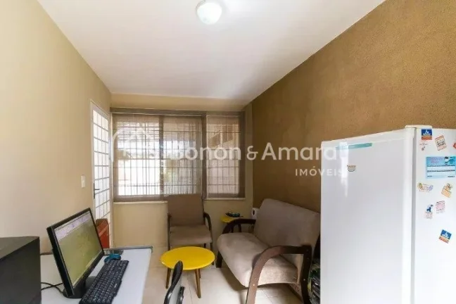 Imagem Imóvel amplo à venda com 3 quartos e 2 banheiros no total. Este imóvel está bem equipado O imóv...