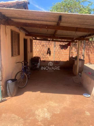 Imagem Casa com 2 dormitórios à venda, 70 m² por R$ 120.000 - Conjunto Habitacional Dona Norma Gibaldi - Itumbiara/GO