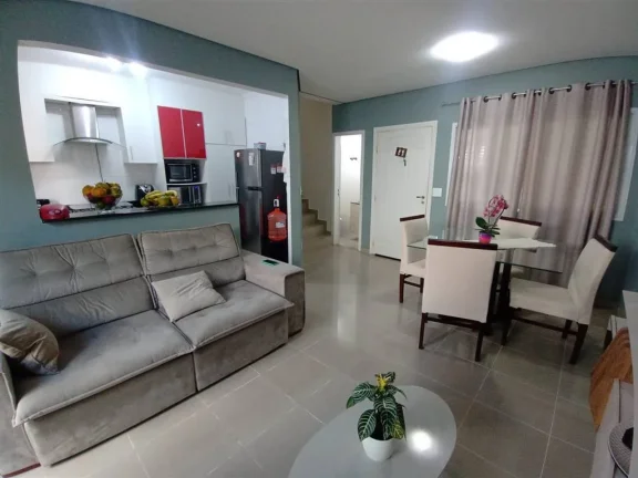 Imagem Sobrado Triplex na Vila Tupi em Praia Grande SP