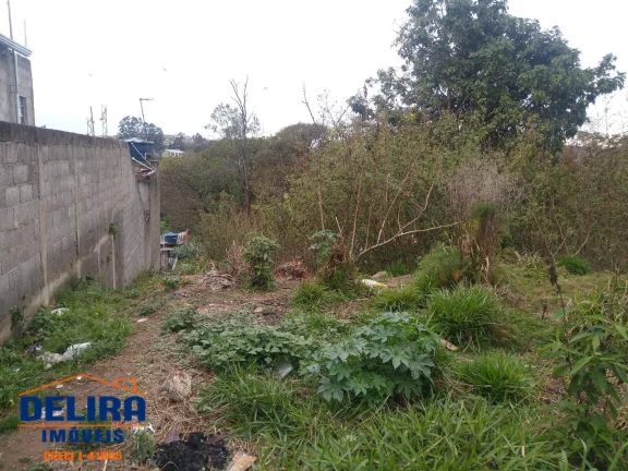 Imagem Terreno à Venda em Bairro Tranquilo com localização privilegiada
