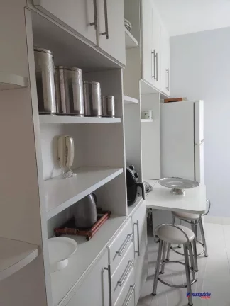 Imagem VENDO UM APARTAMENTO REFORMADO, MOBILIADO RESIDENCIAL PRINCESA DO SERTÃO