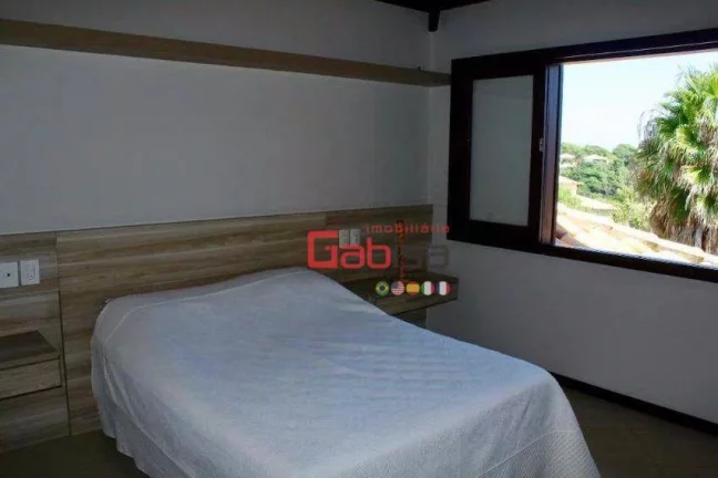 Imagem Casa com 4 dormitórios à venda, 198 m² por R$ 2.700.000,00 - Geribá - Armação dos Búzios/RJ