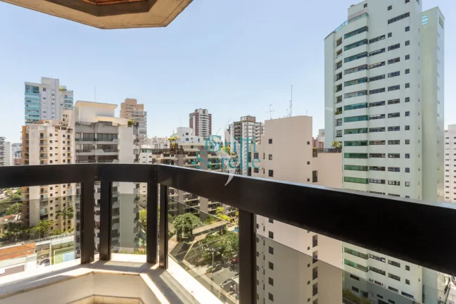 Imagem Cobertura Duplex à Venda em Indianópolis - São Paulo/SP.