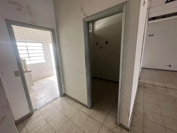 Imagem Galpão comercial para venda em Cidade Nova, 267m2