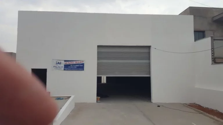 Imagem Barracão bairro Jardim dos Pinheiros, terreno 12 x 29 com 244 m². Excelente lugar próximo a rodov...