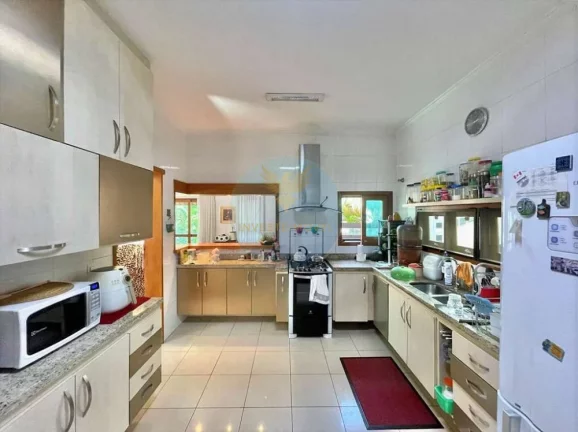 Imagem Casa em Condomínio a Venda no bairro Granja Viana - Carapicuíba, SP