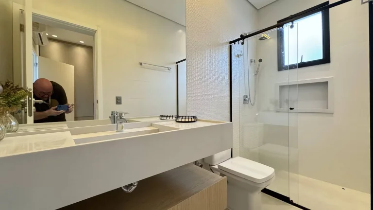 Imagem Residência Contemporânea de Luxo na Exclusiva Riviera de São Lourenço