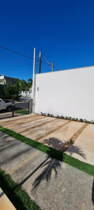 Imagem Linda casa a venda no Condomínio Morada da Fronteira em Rifaina