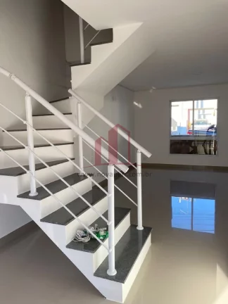 Imagem Imperdível oportunidade de casa em condomínio à venda em Franco da Rocha-SP, 3 quartos, 1 suíte, 121m² na Villa Verde.