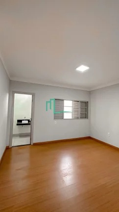 Imagem LINDA RESIDÊNCIA Á VENDA NO JARDIM DO EDÉN