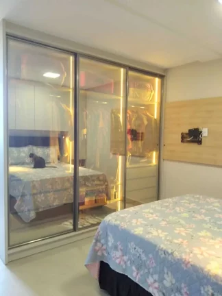 Imagem Flat com 1 dormitório e 1 vaga de garagem em em Bombinhas/SC