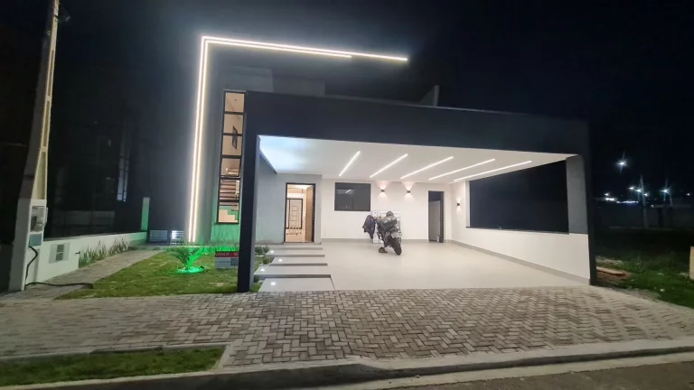 Imagem Casa com 3 dormitórios à venda, 260 m² por R$ 1.500.000,00 - Recanto dos Eucaliptos - São José dos Campos/SP