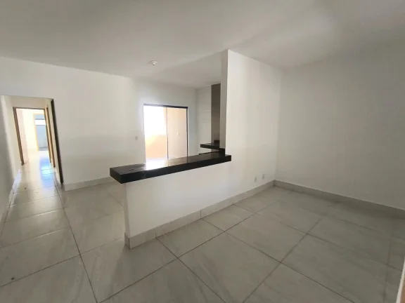 Imagem Casa 2/4 Com Suite No Top Do Lago Com 20k De Entrada Para Renda De 6.5k